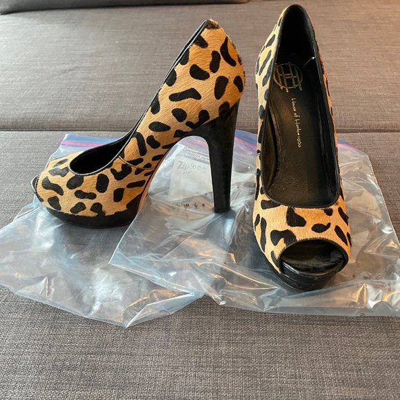 House of Harlow Leopard Heels - Picture 2 of 2
